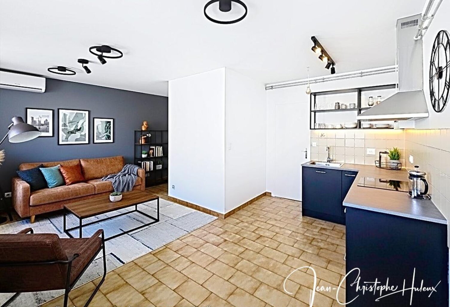 Studio Nimes 1 pièce(s) 37 m2 - vendu loué - — photo 1
