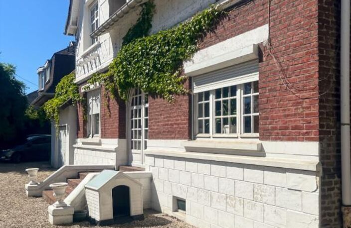 Maison Wattignies 7 pièce(s) 200 m2 — photo 2