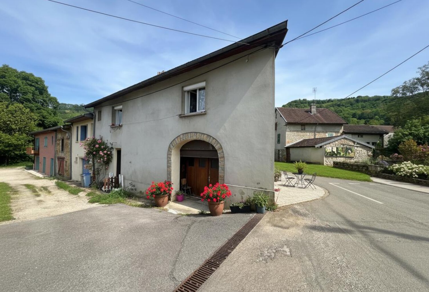 Maison de village mitoyenne130 m² Garage, jardin 612 m² Digna (39) — photo 1
