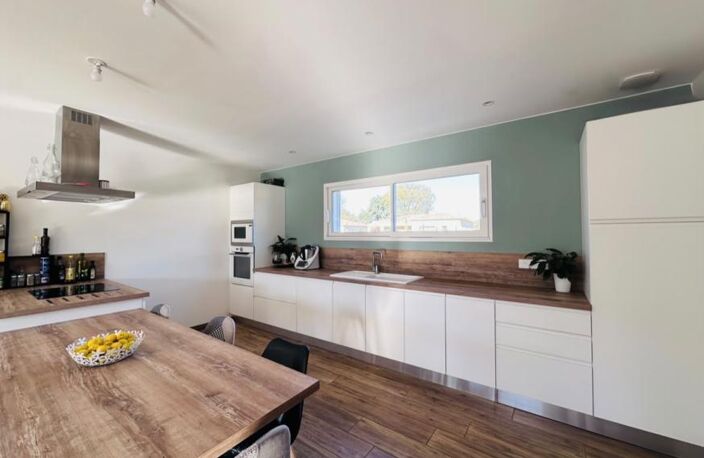 GHISONACCIA- Magnifique villa avec piscine sur terrain de 1300 m2 — photo 3