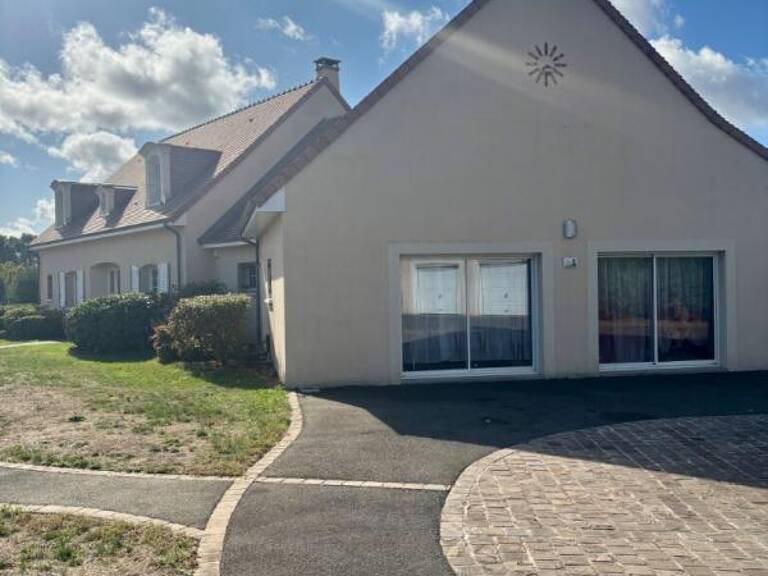 EN EXCLUSIVITÉ  Grande maison de 325 m² avec piscine, double garage et terrain de 4 784 m² — photo 1