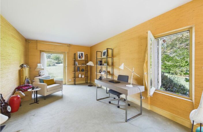 Propriété de 313 m 2 à Nouaille Maupertuis , 7 chambres, logement indépendant,  grand parc , garage — photo 4