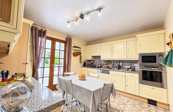 Maison Ecquevilly 6 pièce(s) 180 m2 — photo 3