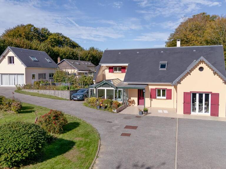 Maison + gîte + annexe sur 230 m2/11 pièces/6 chambres/ aucun travaux — photo 1