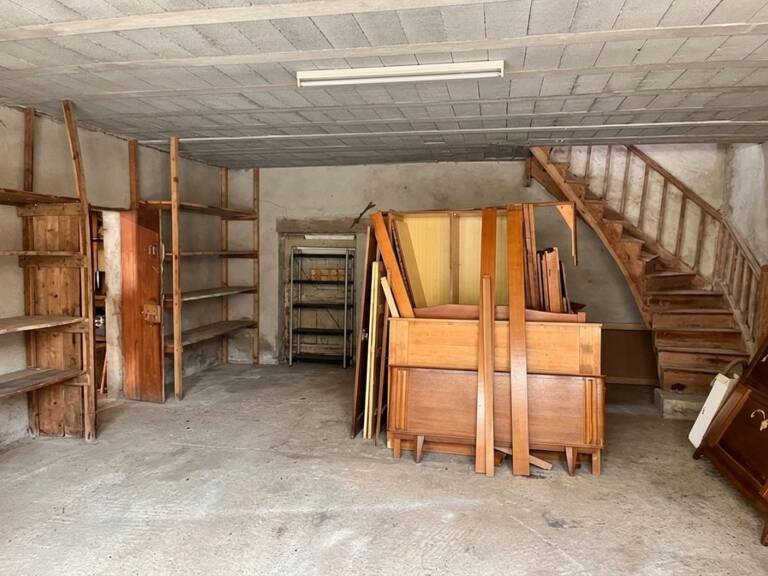 Loupiac  (46350) Propriété de caractère du XIXe siècle: Ancien corps de ferme en pierre, 293 m², 8 chambres, avec gîte indépendant, dépendances et plus de 2,5 hectares — photo 1