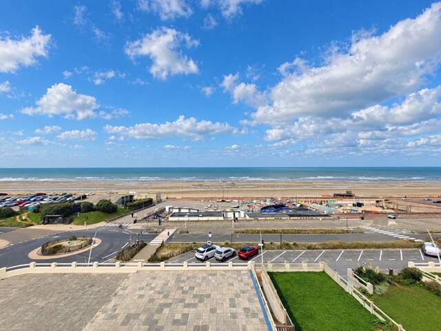 Appartement Le Touquet Paris Plage 2 pièce(s) 36.53 m2 front de mer -Vue panoramique exceptionnelle — photo du bien