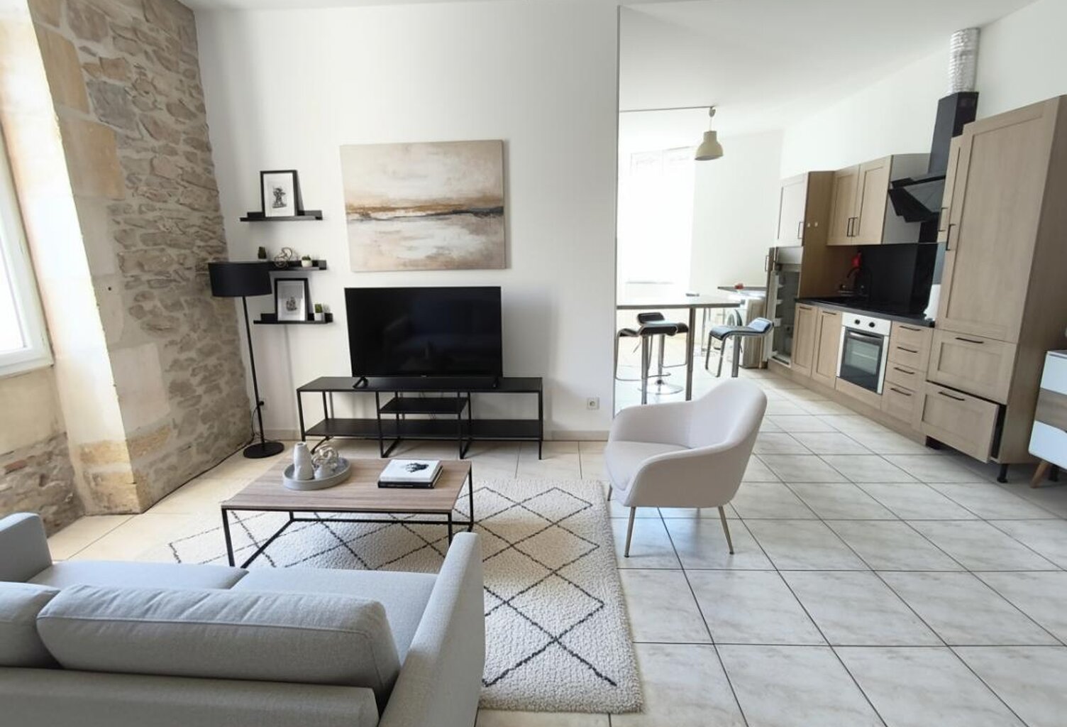T2 Nîmes Jean Jaurès — photo 1