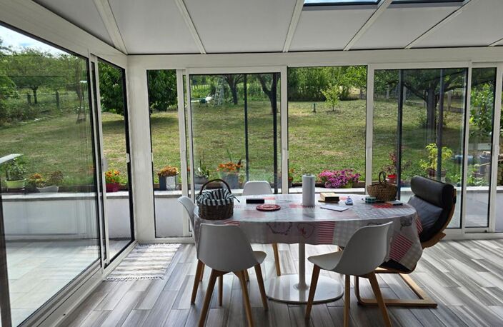 Maison Creuzier Le Vieux 7 pièce(s) 193 m2 — photo 4