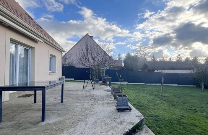 Maison - Chaufour Notre Dame - 7 pièces - 132 m² — photo 2