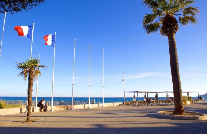 La Seyne Sur Mer T2 de 42 m2  + grande terrasse 14 m2 + Parking — photo 3