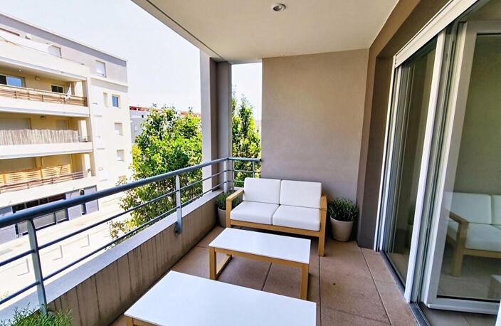 Appartement Avignon : T2 avec terrasse, parking et fort potentiel locatif — photo 5