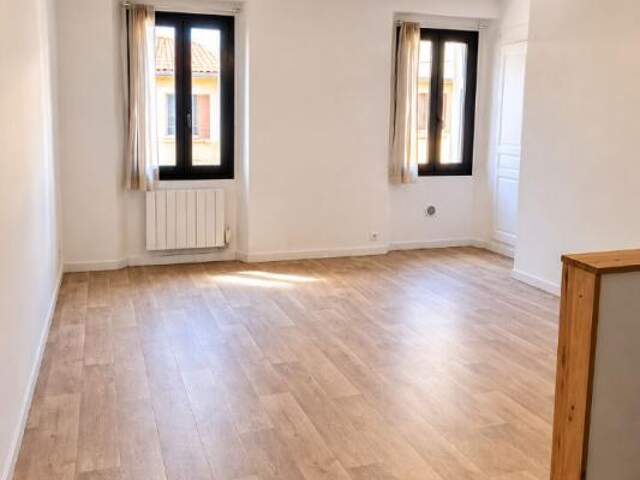 Appartement T2 Vidauban 48 m2 Proche commodités et parking — photo du bien