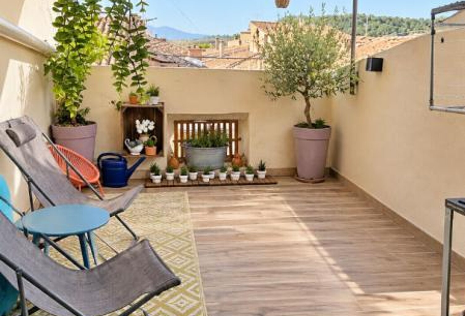 Beau T3 en Duplex Vidauban Terrasse Garage Centre ville — photo 1