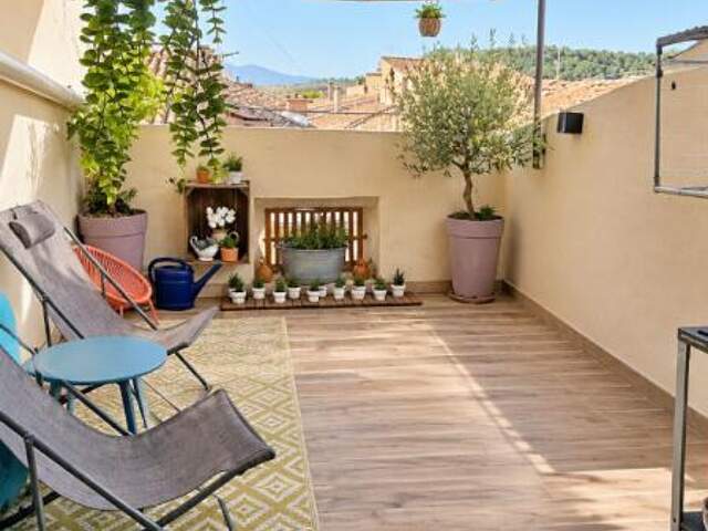 Beau T3 en Duplex Vidauban Terrasse Garage Centre ville — photo du bien