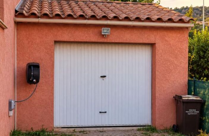 DRAGUIGNAN - Maison récente, 3 Chambres, Jardin et Garage ! — photo 3