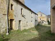 LERNÉ (37500) : Ensembles de Bâtisses à rénover (315 m2) — photo 3