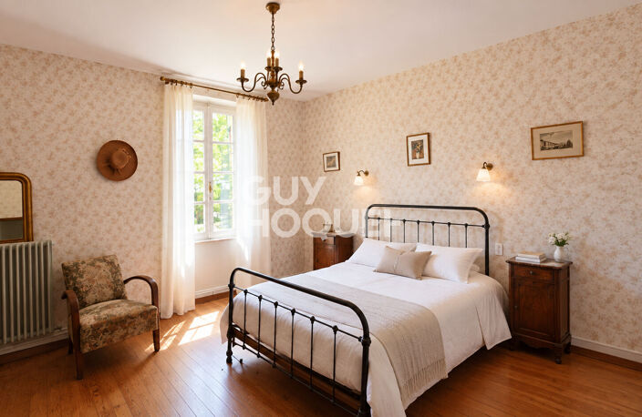 Ensemble immobilier en pierres — photo 3