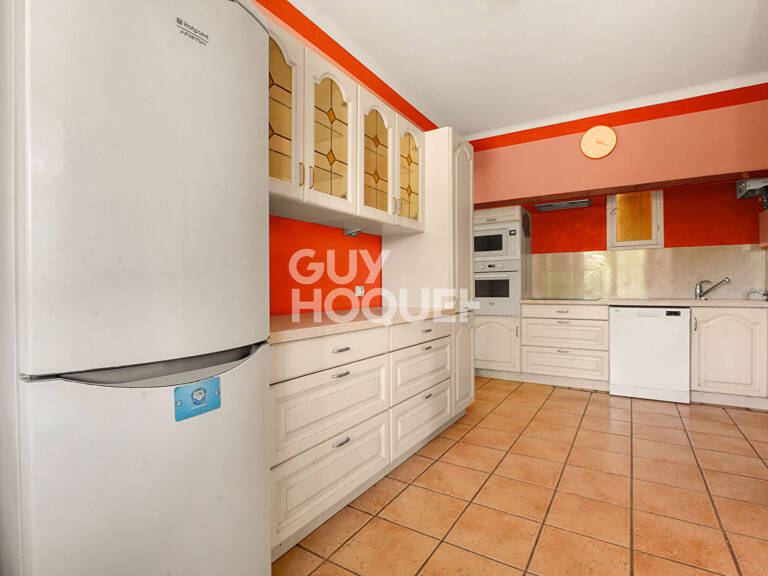Maison Familiale à REYNIES (82370), 6 pièces, terrain 7 348 m² — photo 1