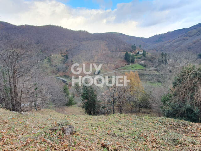 Terrain constructible sur Antraigues, avec vue dominante — photo du bien