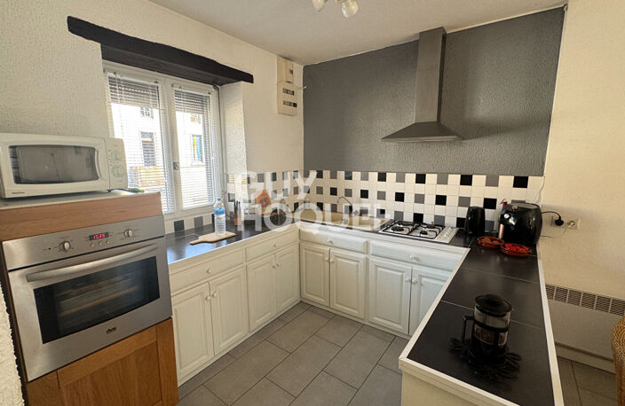 Maison en pierre de 6 pièces principales + studio 45m² indépendant — photo 3