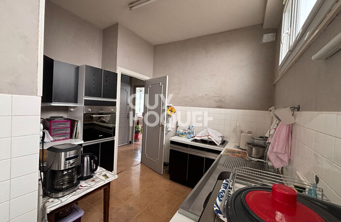 Immeuble de rapport 260 m²  4 lots Centre-ville d'Aubenas  2 000 de revenus mensuels — photo 4