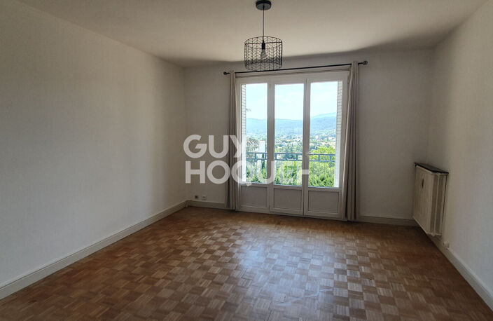 Appartement 4 pièces lumineux avec grand balcon et stationnement — photo 3