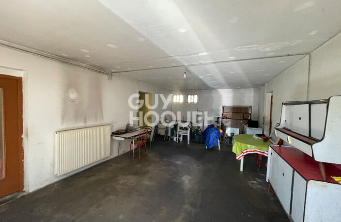 Maison à fort potentiel à Saint Bonnet de Mure sur 1 000m² de terrain. — photo 3
