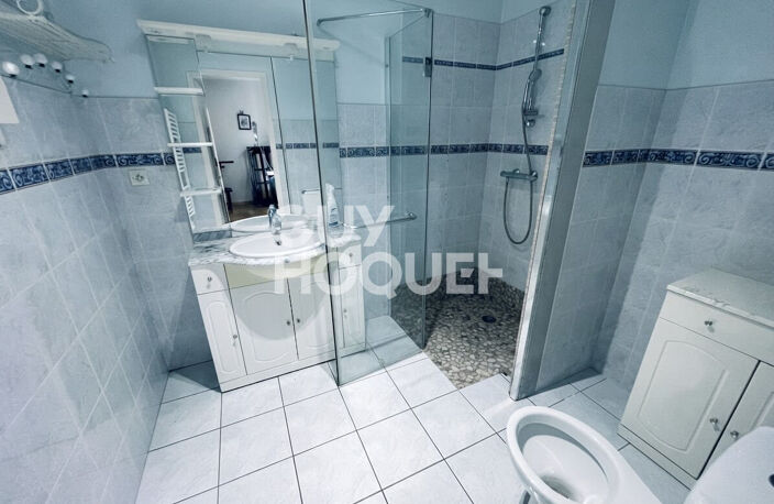 Maison plain-pied 4 pièces à vendre à Saint Bonnet de Mure - 406 000  — photo 5