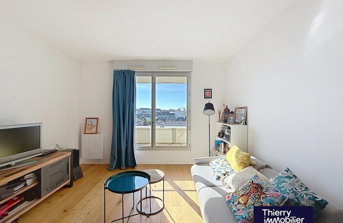T2 TRAVERSANT CANCLAUX GARGE ET BALCON — photo 2