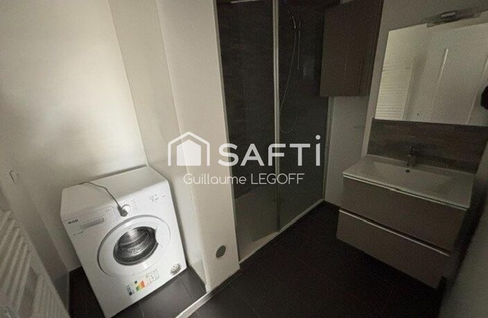 Appartement F2 avec balcons et cave — photo 4