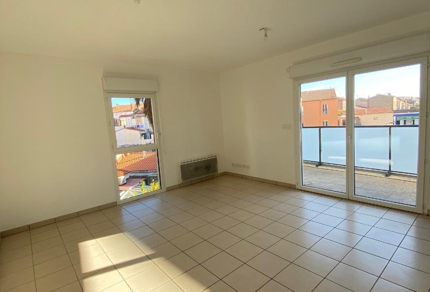 Location appartement 1 pièce 30 m² à Perpignan (66000) — photo 1