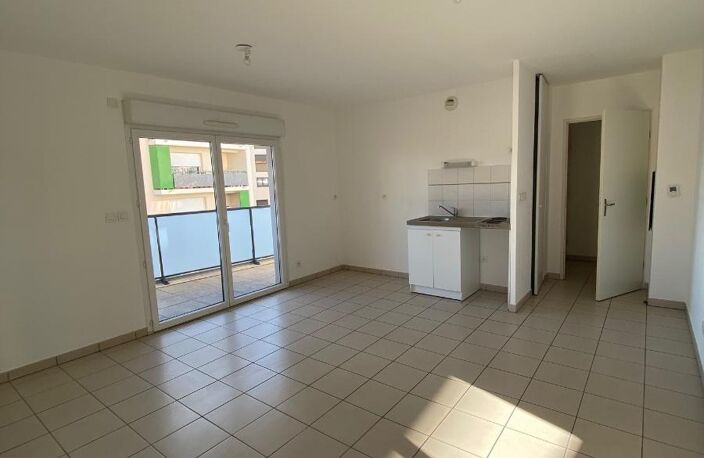 Location appartement 1 pièce 30 m² à Perpignan (66000) — photo 2