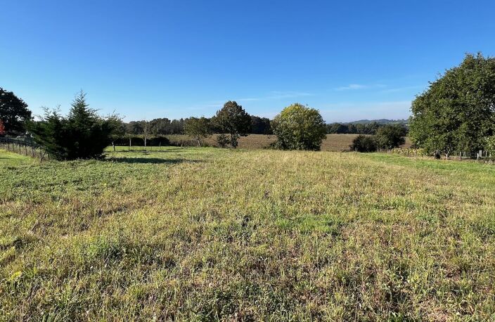 Vue dégagée sur la campagne pour ce terrain à bâtir - LA REORTHE 85210 — photo 2