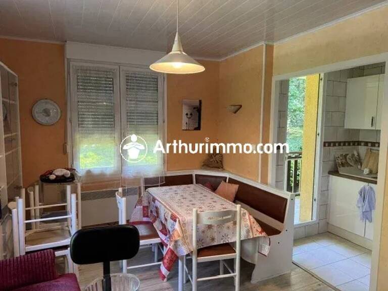 APPARTEMENT DE TYPE T2 AVEC BALCON, PARKING ET CAVE — photo 1