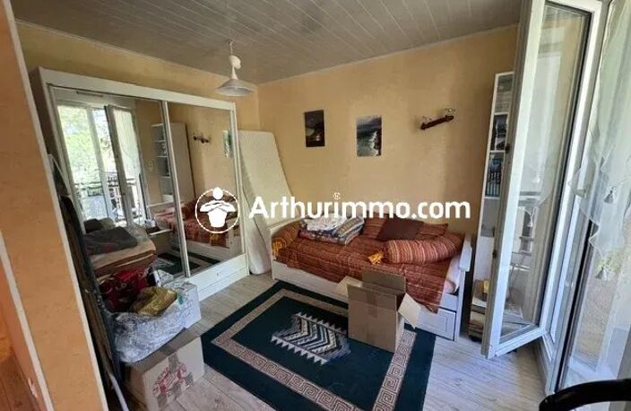 APPARTEMENT DE TYPE T2 AVEC BALCON, PARKING ET CAVE — photo 3