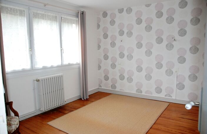 A Fécamp dans un quartier résidentiel, pavillon avec sous-sol, 3 chambres et jardin — photo 5