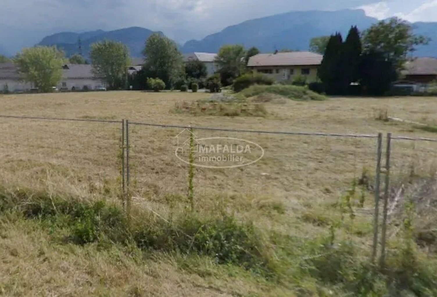Terrain à bâtir sur THYEZ 74300 — photo 1