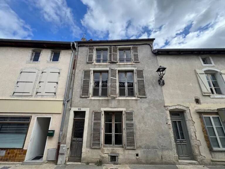 NEUFCHÂTEAU – MAISON À FORT POTENTIEL À RÉNOVER ENTIÈREMENT ! — photo 1