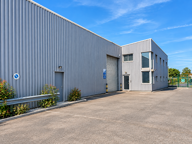 À VENDRE   ENSEMBLE IMMOBILIER COMMERCIAL ET INDUSTRIEL   ZO — photo 2