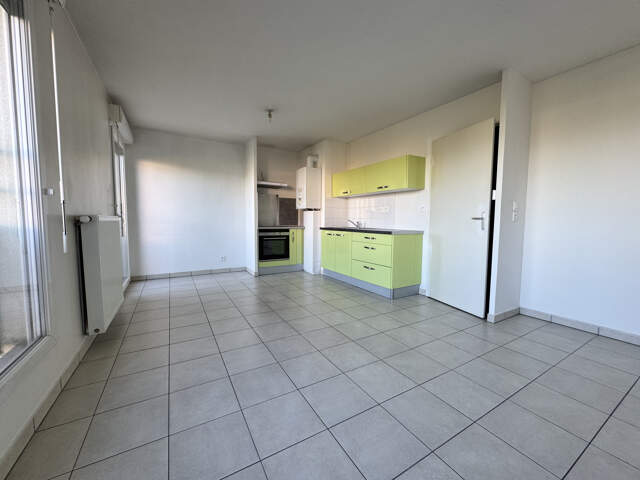 Studio de 32 m2 avec balcon — photo du bien