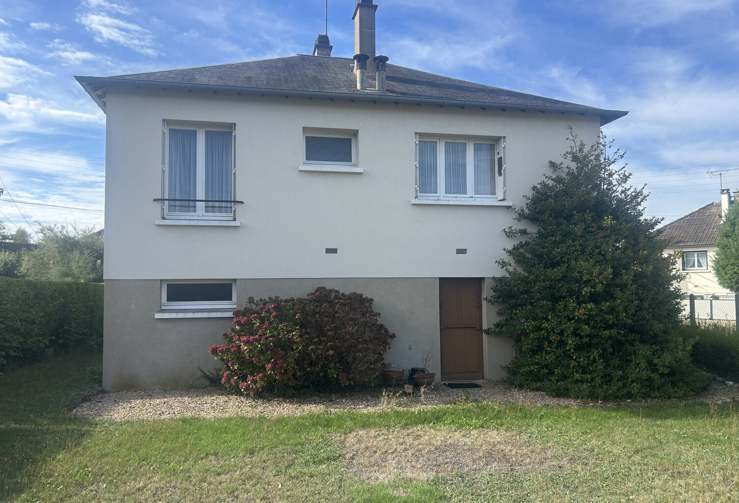 Limitrophe CHATEAUDUN — photo 1