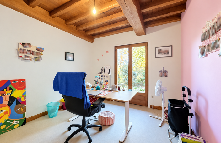 MAISON FAMILIALE - L'ARBRESLE - AU CALME — photo 3