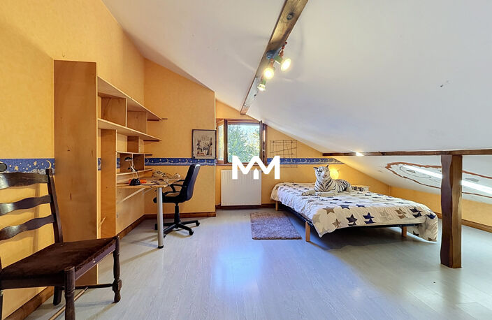 MAISON FAMILIALE - L'ARBRESLE - AU CALME — photo 5