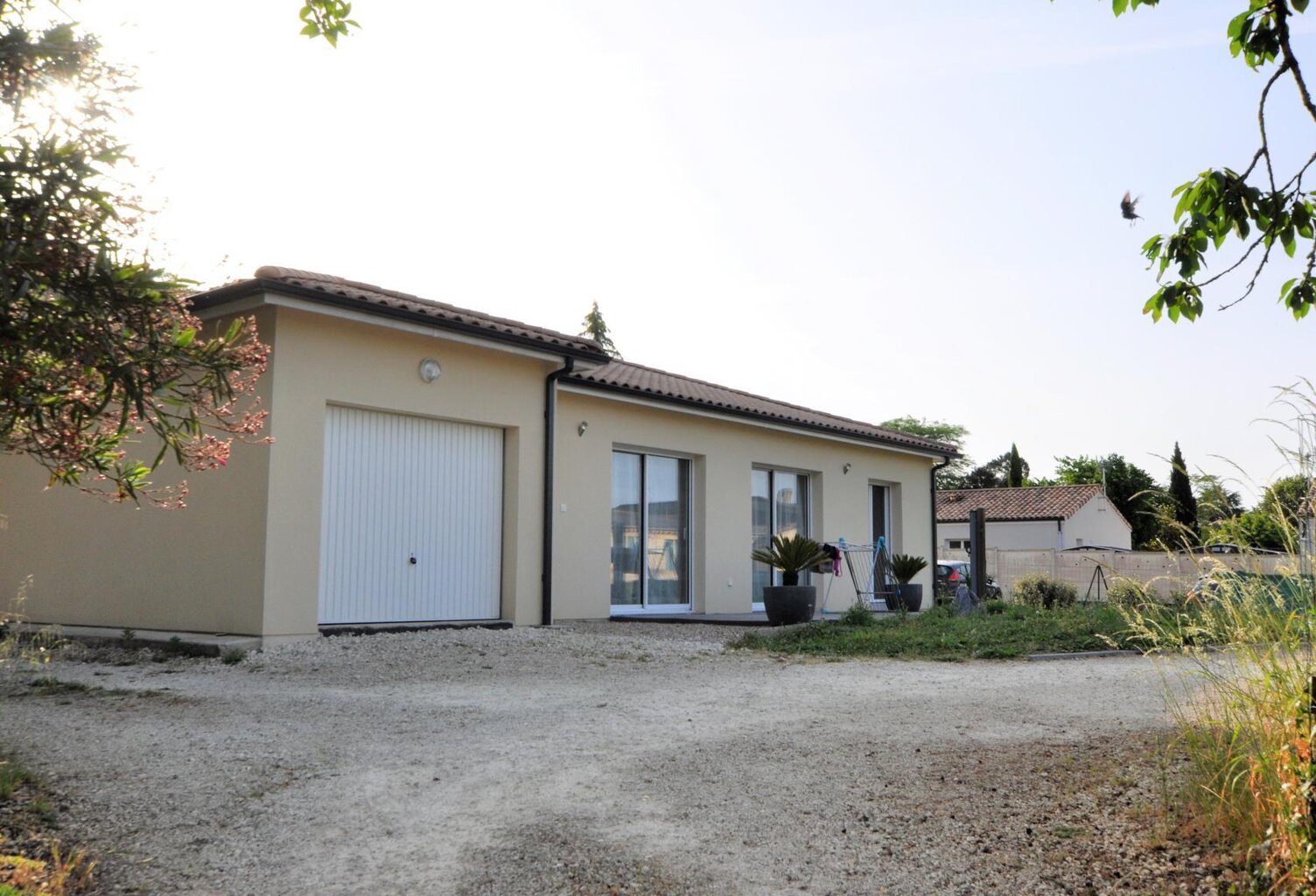 Location maison 4 pièces 100 m² à Lestiac-sur-Garonne (33550) — photo 1