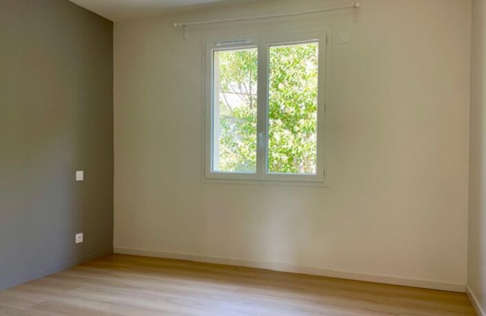 Location maison 4 pièces 100 m² à Lestiac-sur-Garonne (33550) — photo 5