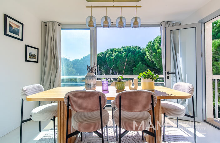 T3 78 m2 avec toit-terrasse 72 m2 et vue collines — photo 4