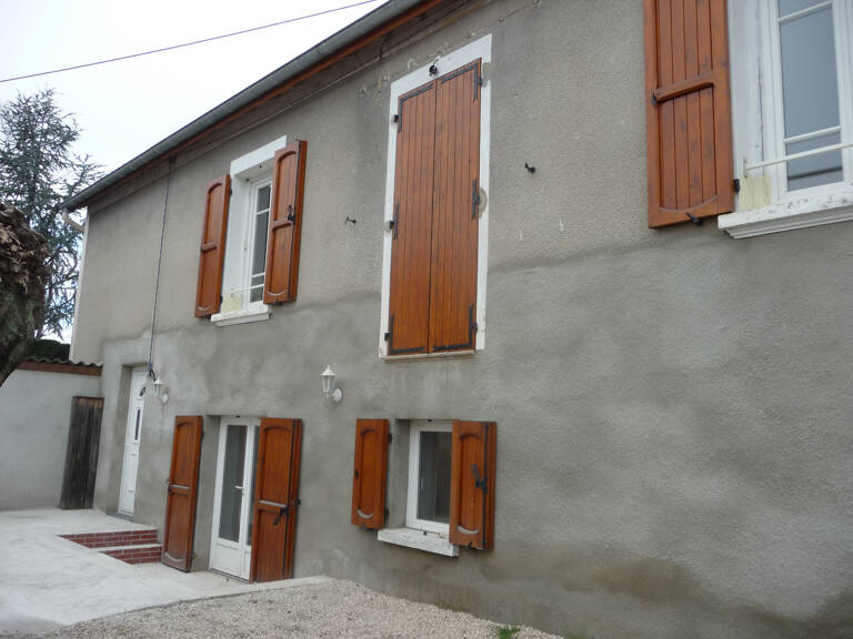 BALBIGNY centre ville proche de tout à pied maison avec gara — photo 1