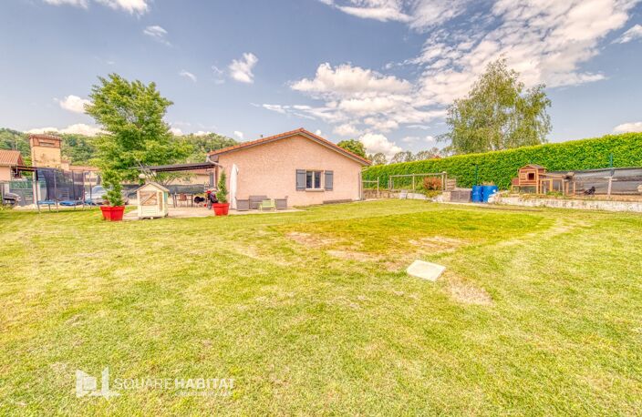 Location maison  81 m² à Neuville-sur-Ain (01160) — photo 2