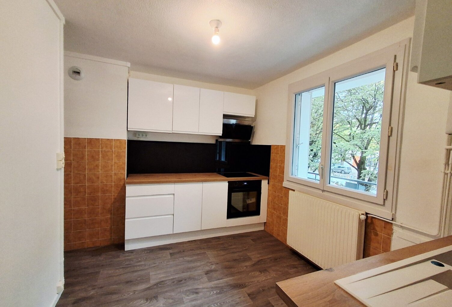 Location appartement 3 pièces 59 m² à Villeurbanne (69100) — photo 1