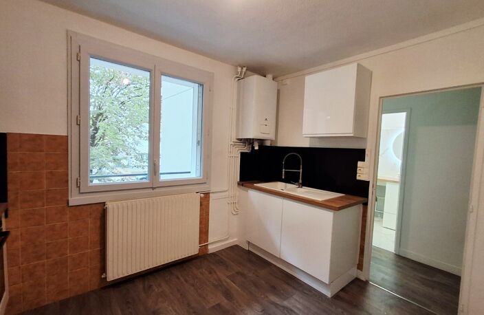 Location appartement 3 pièces 59 m² à Villeurbanne (69100) — photo 2